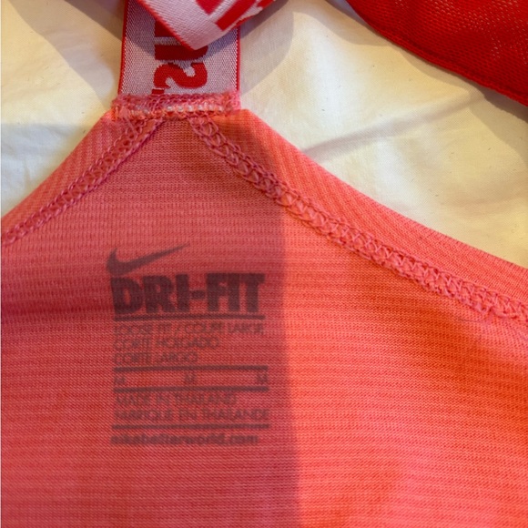 Nike pink Dri-Fit tank top -Sz M - Picture 3 of 4